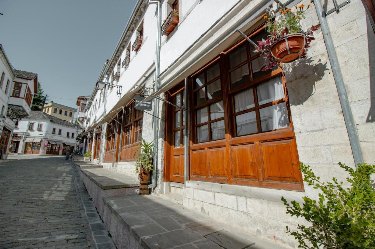 Gjirokastër Duplex Apartment Viktoria מראה חיצוני תמונה
